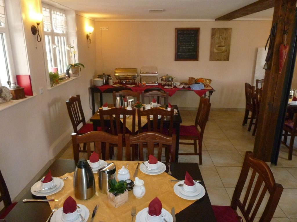 Cafe Im Hof- Bed & Breakfast Streufdorf Εξωτερικό φωτογραφία