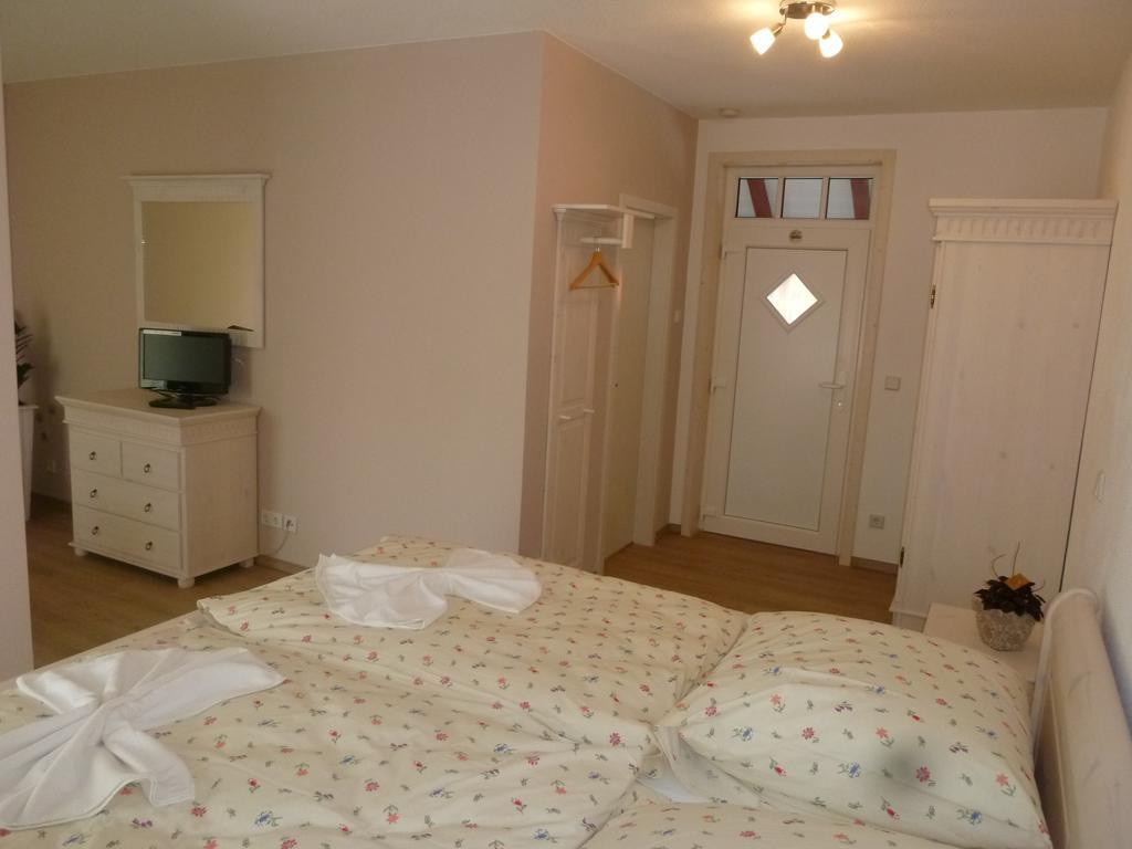 Cafe Im Hof- Bed & Breakfast Streufdorf Εξωτερικό φωτογραφία