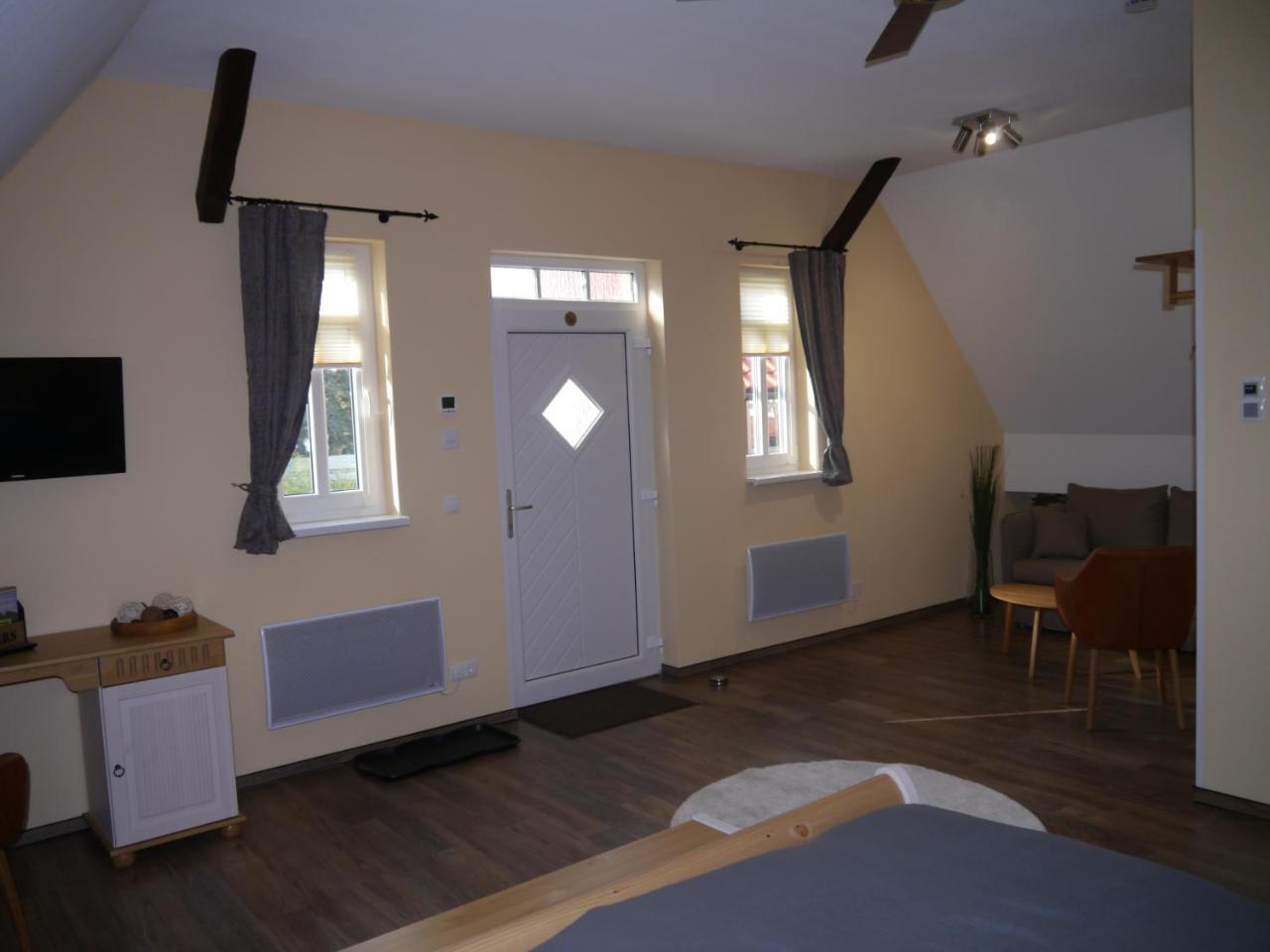 Cafe Im Hof- Bed & Breakfast Streufdorf Εξωτερικό φωτογραφία